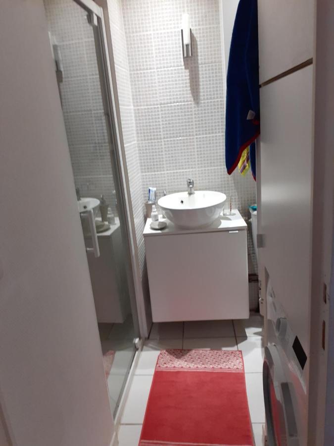 Appartement En Plein Coeur De Milly-La-Foret Dış mekan fotoğraf